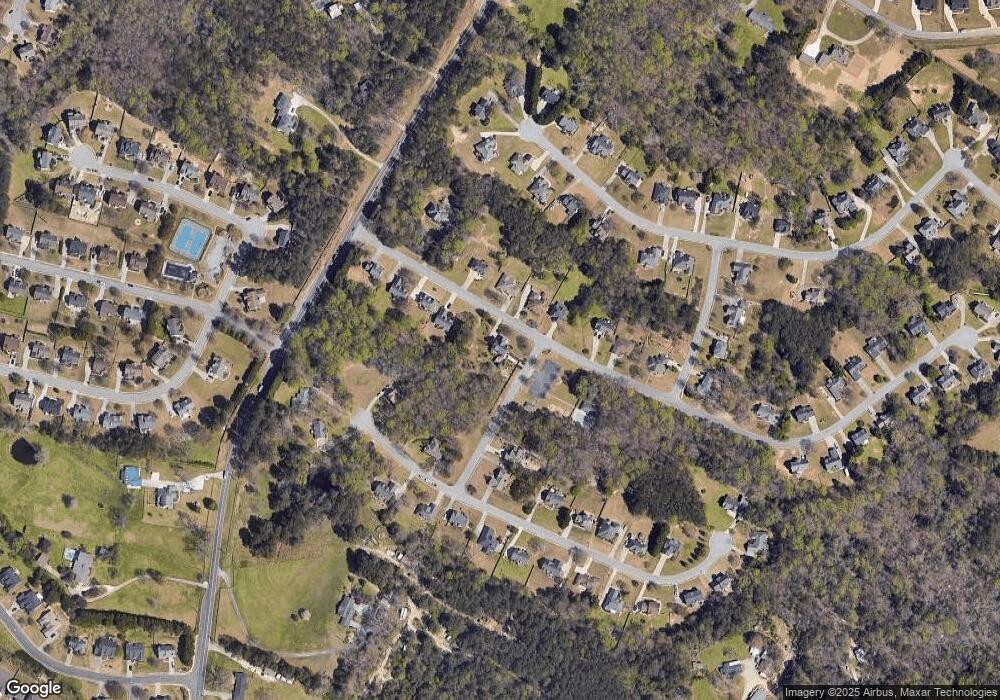 3555 Elinburg Dr, Buford, GA 30519 - photo 1