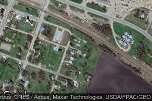 104 2nd St S, de Graff, MN 56271