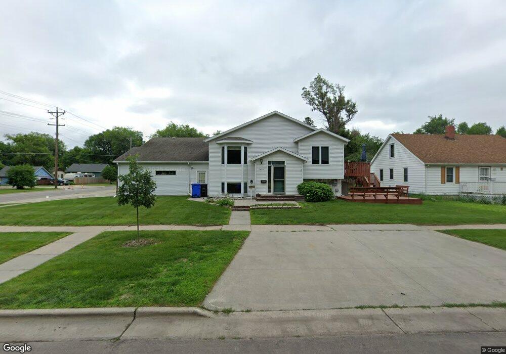 1461 11th St N, Fargo, ND 58102 - photo 1