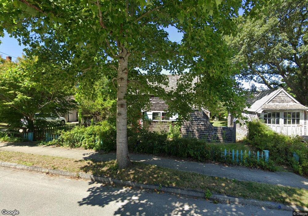 38 Albatross St, Woods Hole, MA 02543 - photo 1