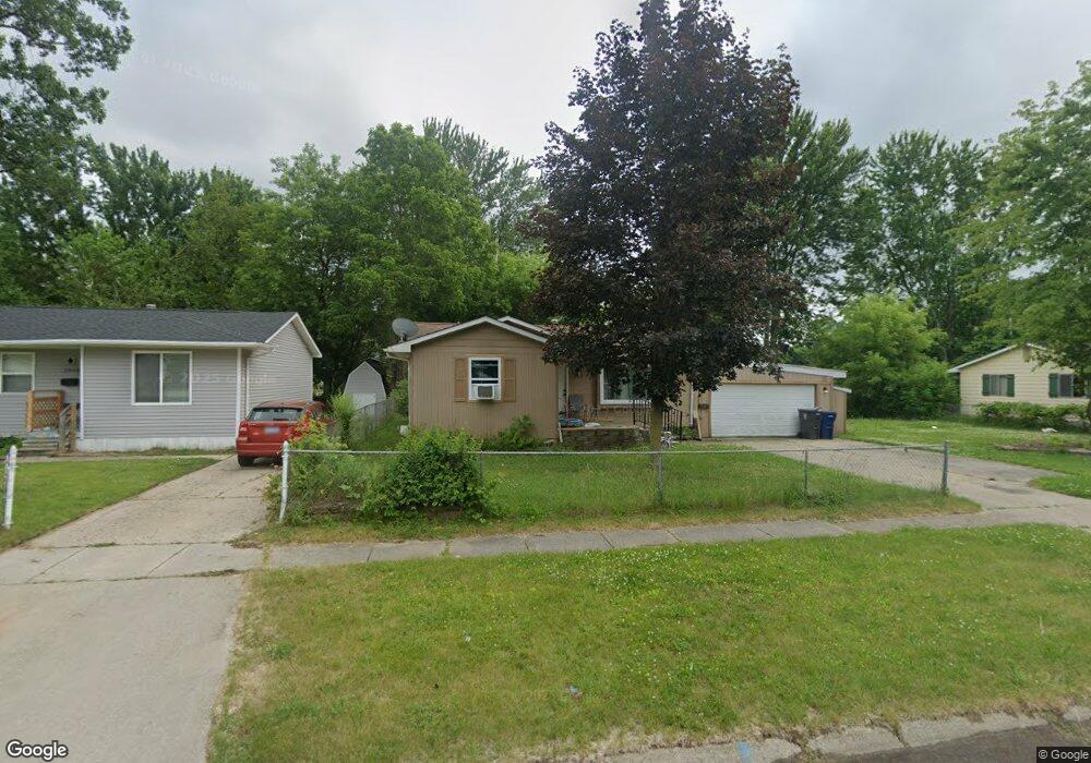 2902 Eaton Place, Flint, MI 48506 - photo 1