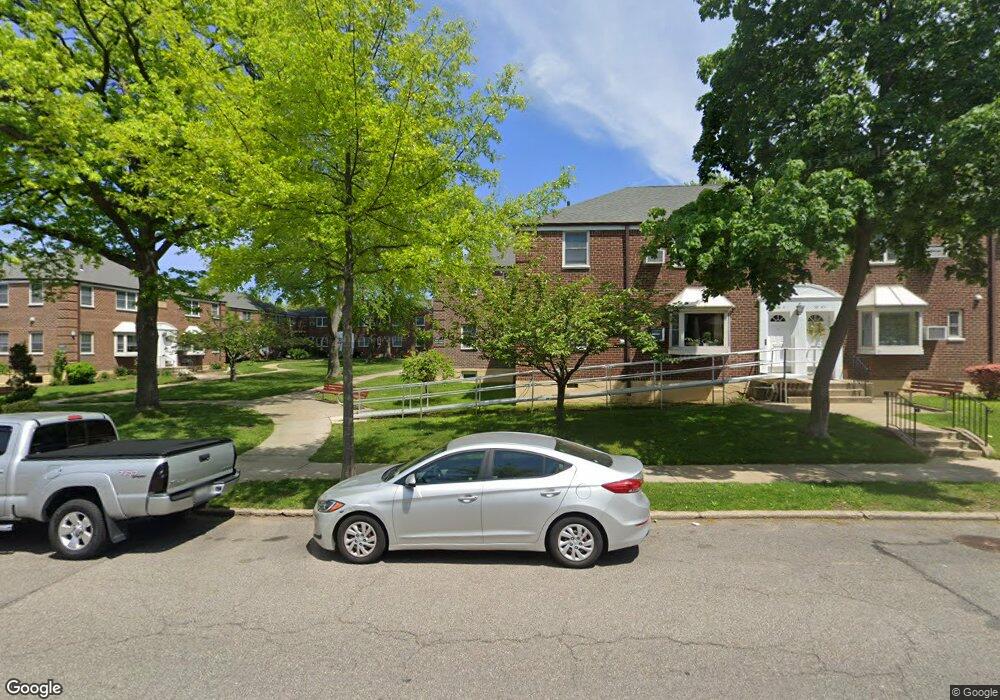 5839 251st St unit Lower, Little Neck, NY 11362 - photo 1