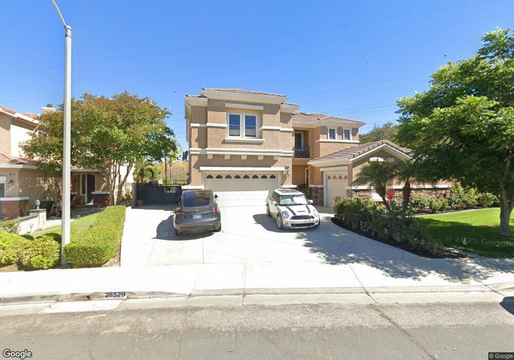 28529 Horseshoe Cir, Santa Clarita, CA 91390 - photo 1