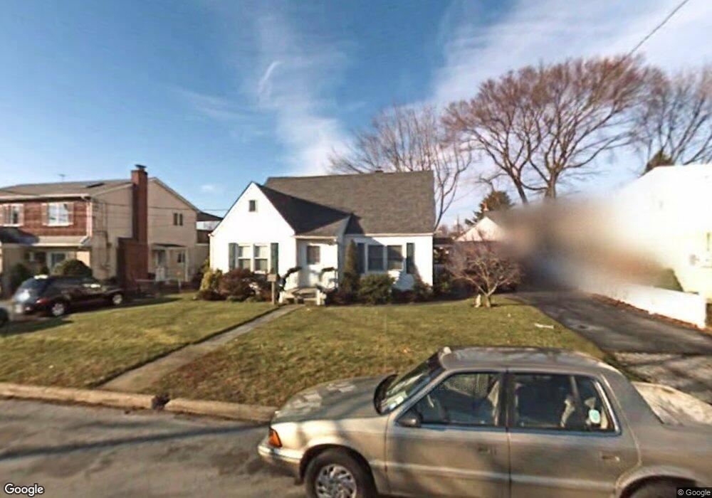 16 Smith St, Glen Cove, NY 11542 - photo 1