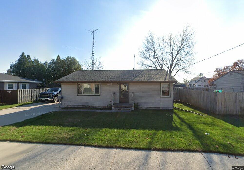 2119 30th St, Two Rivers, WI 54241 - photo 1