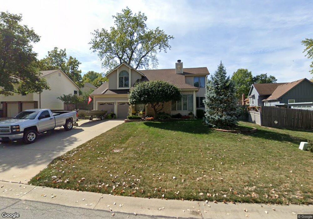 4804 Wedd St, Shawnee, KS 66203 - photo 1