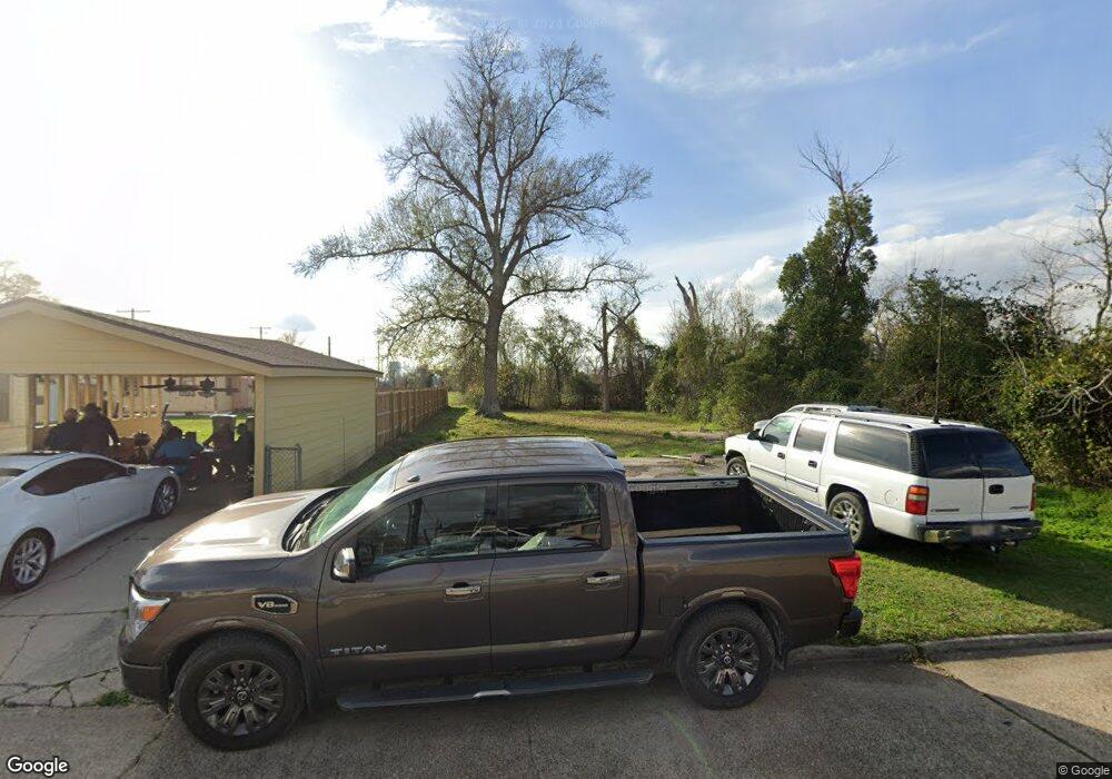 410 Maple St, Lake Charles, LA 70601 - photo 1