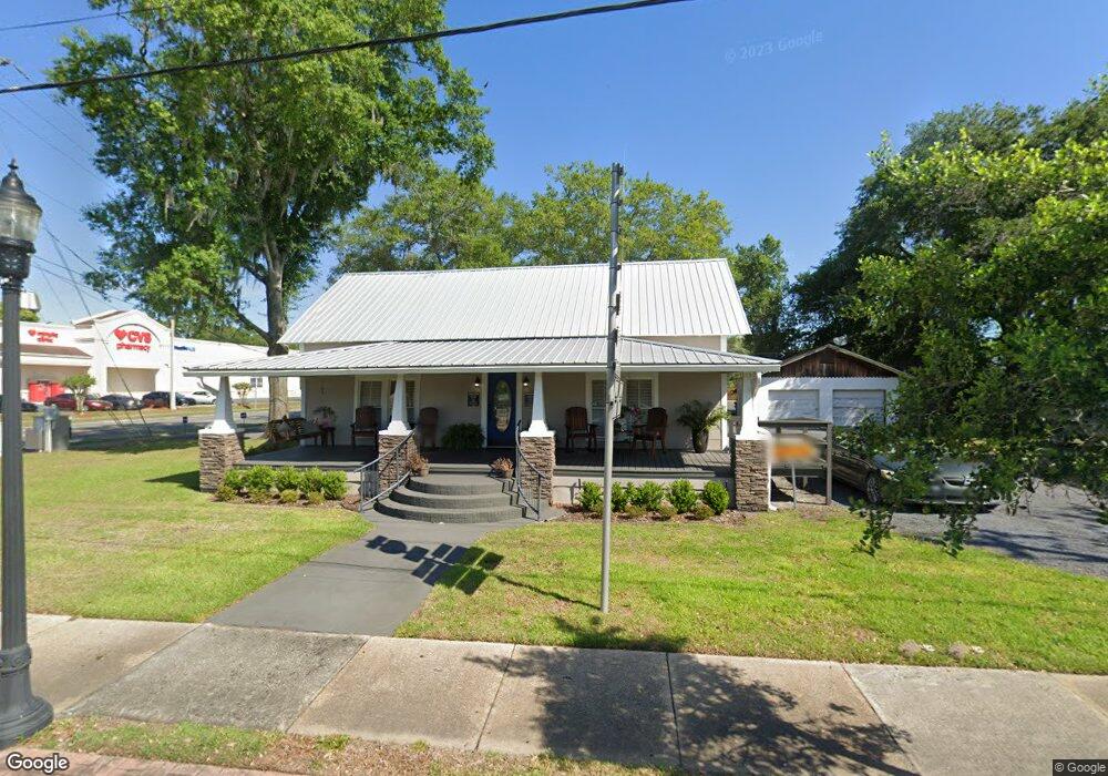 69 W MacClenny Ave, MacClenny, FL 32063 - photo 1