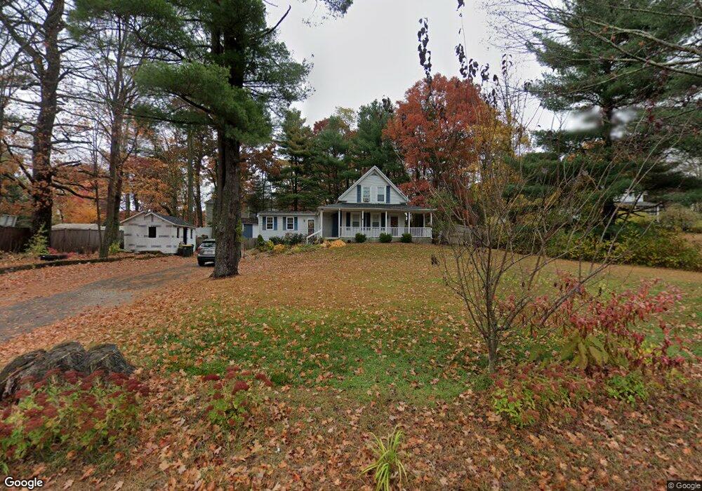 445 Maple St, Franklin, MA 02038 - photo 1