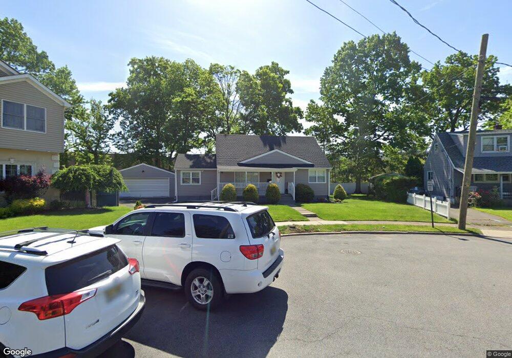 4 Pearl Ct, Lodi, NJ 07644 - photo 1