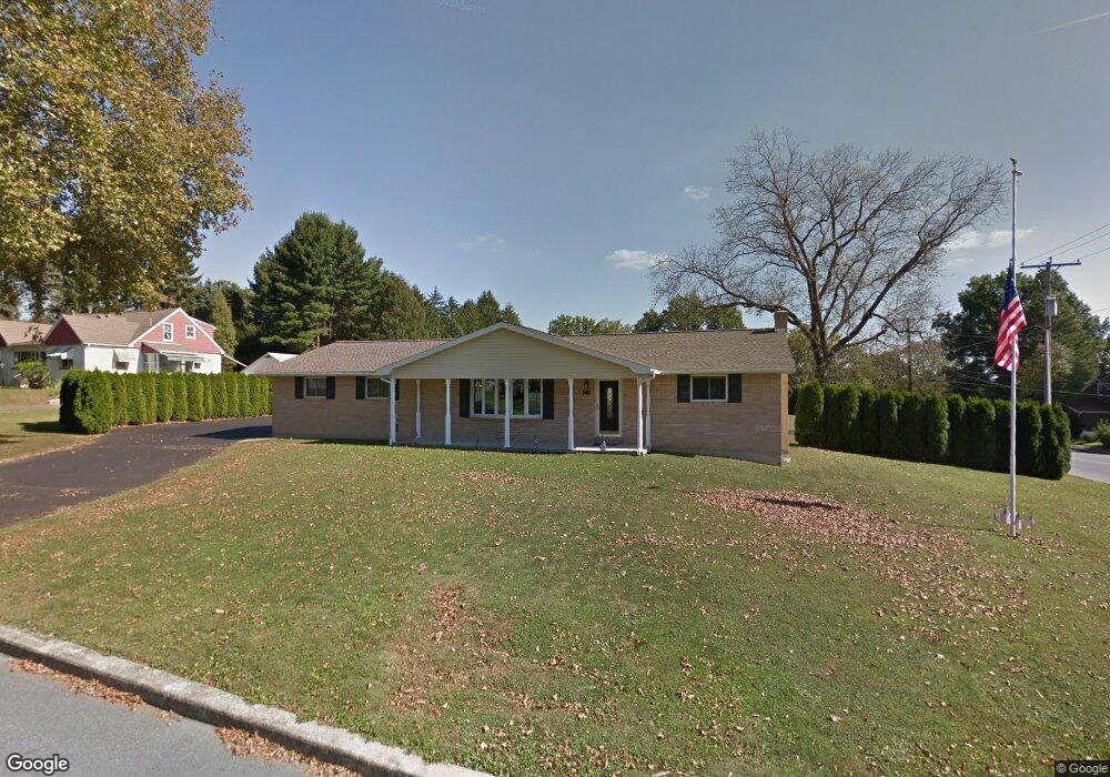 141 W 39th St, Reading, PA 19606 - photo 1