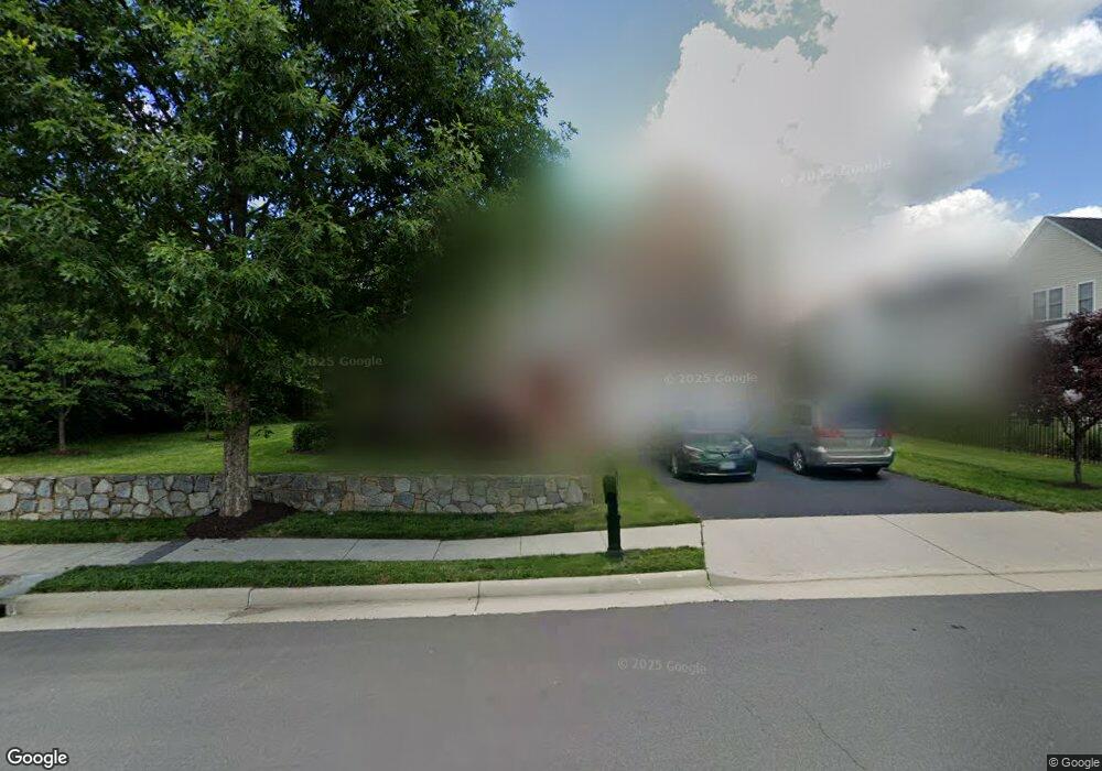 25862 Donegal Dr, Chantilly, VA 20152 - photo 1