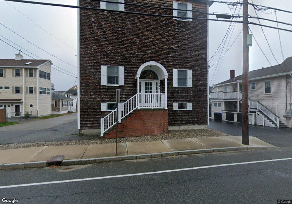 121 E Grand Ave, Old Orchard Beach, ME 04064 - photo 1