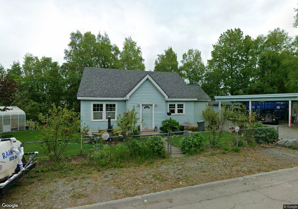 305 Smith Dr, Anchorage, AK 99503 - photo 1