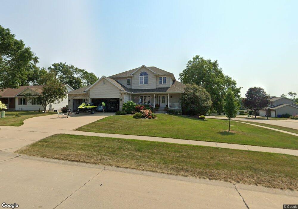 1803 Mary Beth Ave NW, Cedar Rapids, IA 52405 - photo 1