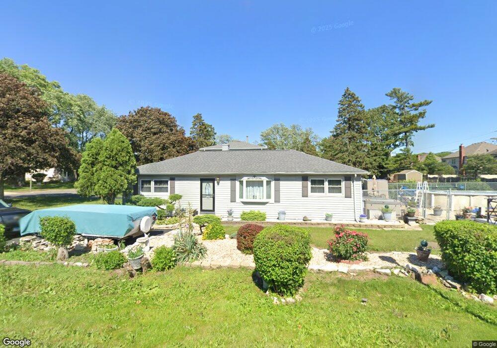 660 W Comstock Ave, Elmhurst, IL 60126 - photo 1