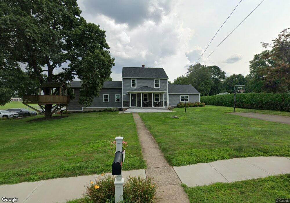 47 Geer St, Cromwell, CT 06416 - photo 1