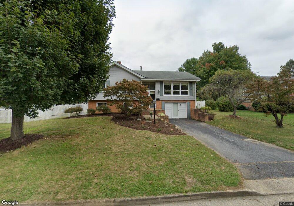 342 Seybert Ave, Waynesboro, VA 22980 - photo 1