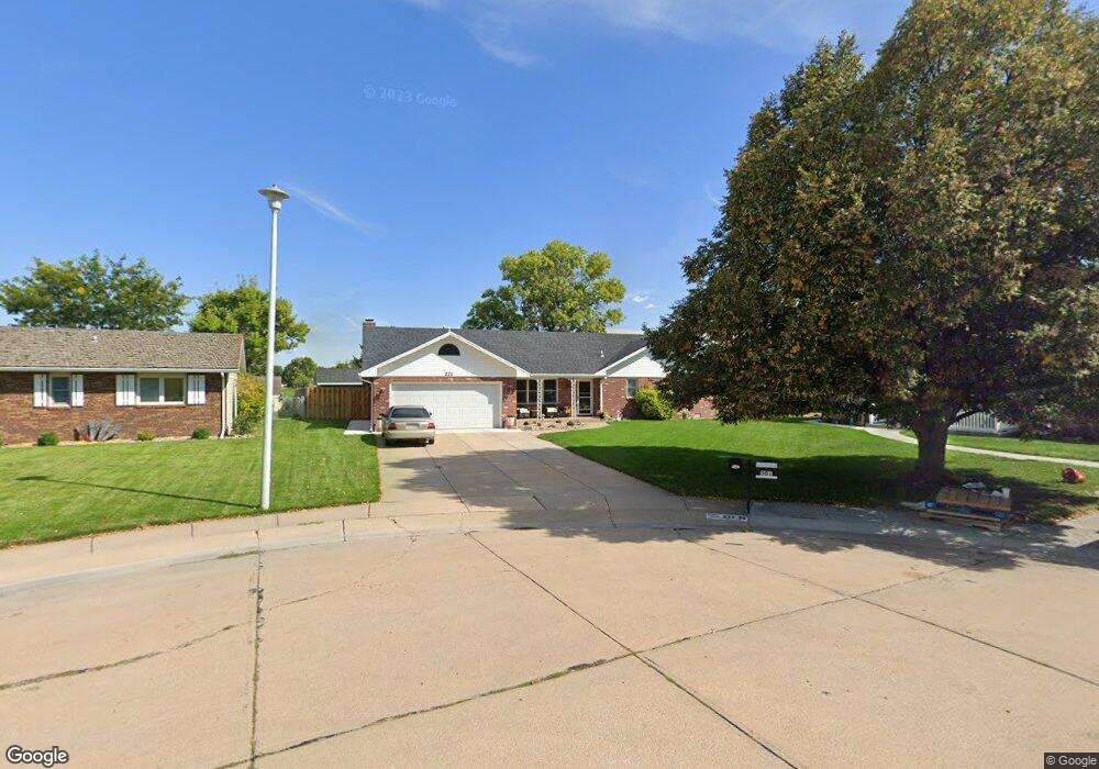 221 Park Ridge Rd, North Platte, NE 69101 - photo 1