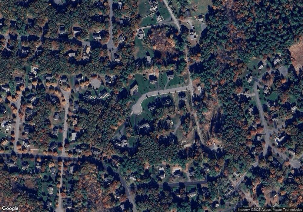 10 Laurinda Ln, Franklin, MA 02038 - photo 1