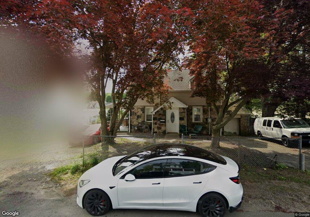 42 Kaechele Place, Bridgeport, CT 06606 - photo 1