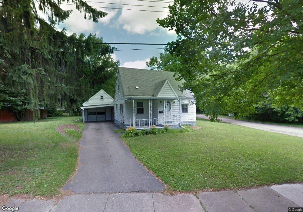 737 Vernon Ave, Lansing, MI 48910 - photo 1