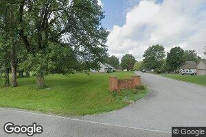 18 Hawthorne Ln, Metropolis, IL 62960