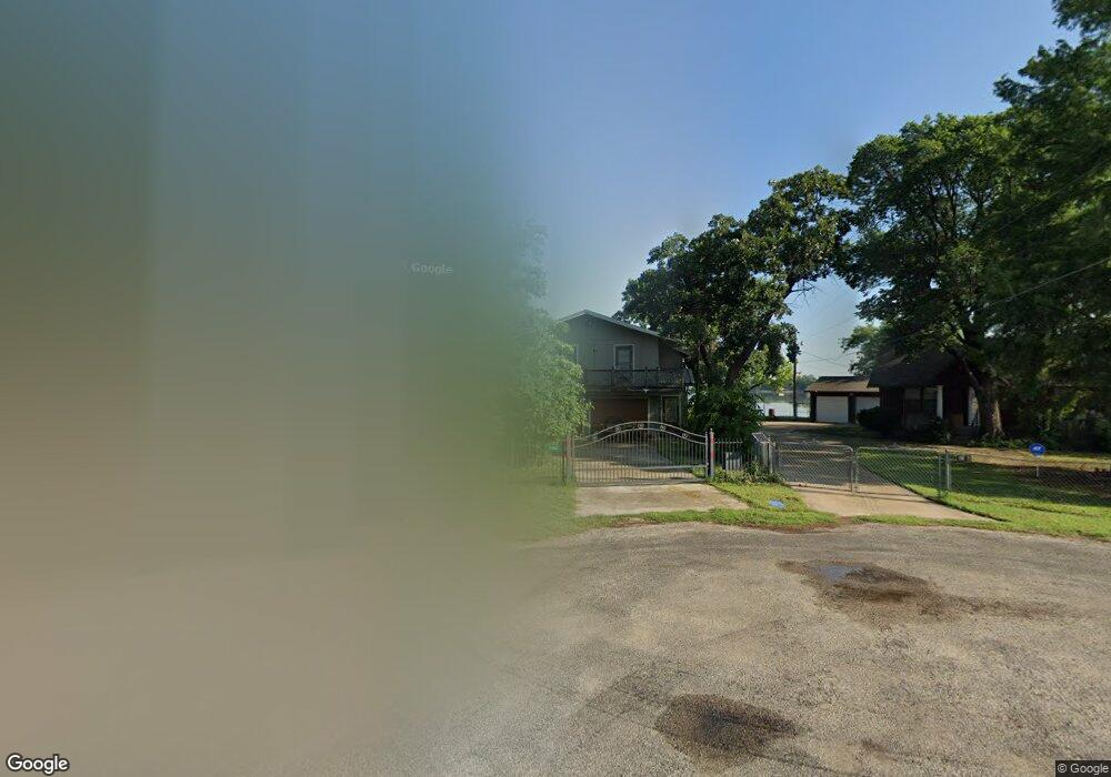 6830 Briar Rd, Azle, TX 76020 - photo 1