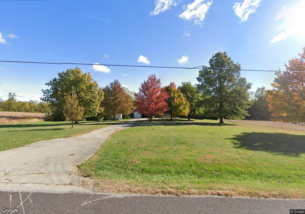 809 S Cummings Ln, Washington, IL 61571 - photo 1