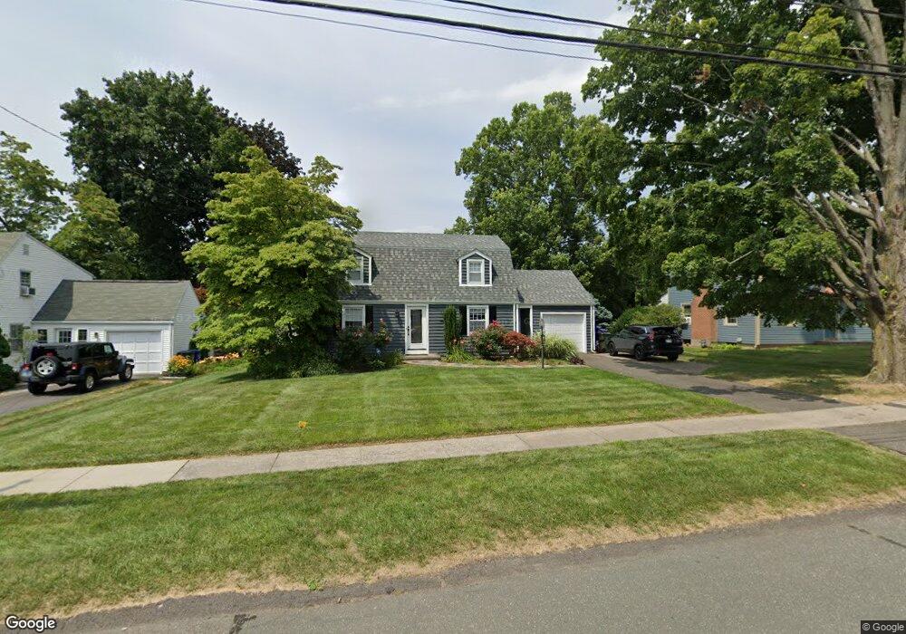 72 Southwood Rd, Newington, CT 06111 - photo 1