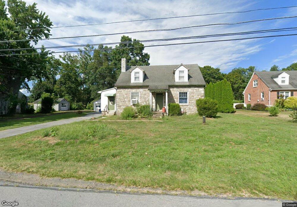 2621 W Philadelphia Ave, Oley, PA 19547 - photo 1