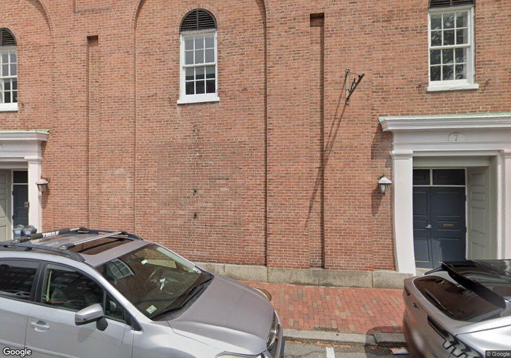 7 Crombie St unit 10, Salem, MA 01970 - photo 1