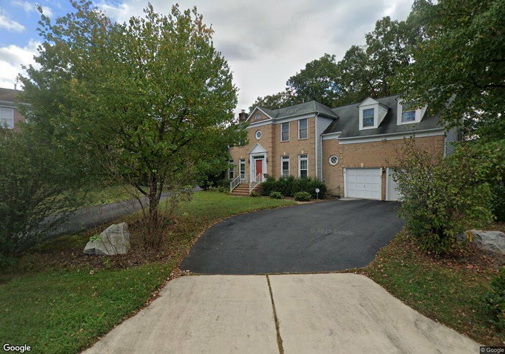 13197 Ashvale Dr, Fairfax, VA 22033 - photo 1