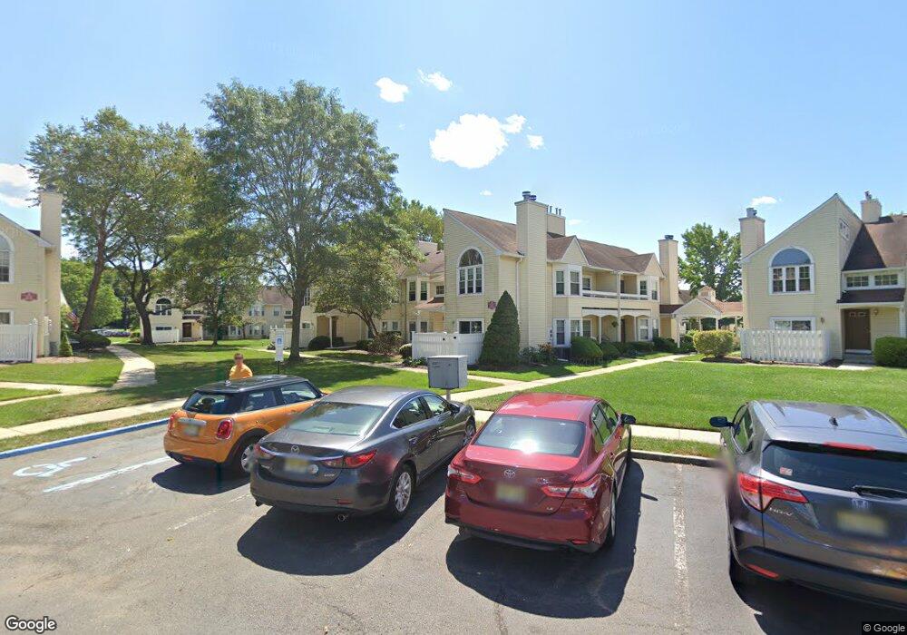 26 Powell Ct unit 4, Hightstown, NJ 08520 - photo 1