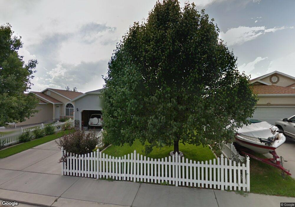 9743 N Heiselts Dr, Cedar Hills, UT 84062 - photo 1