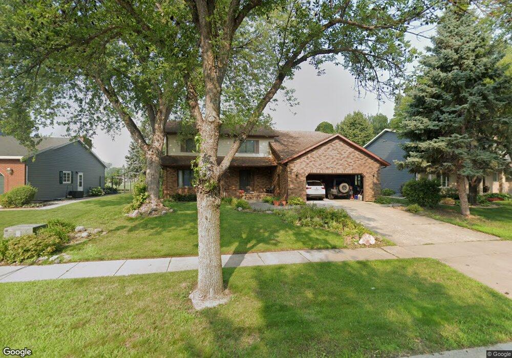 2920 Maple St N, Fargo, ND 58102 - photo 1