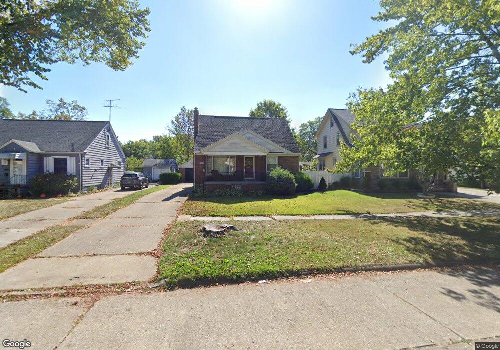 1924 E 34th St, Lorain, OH 44055 - photo 1