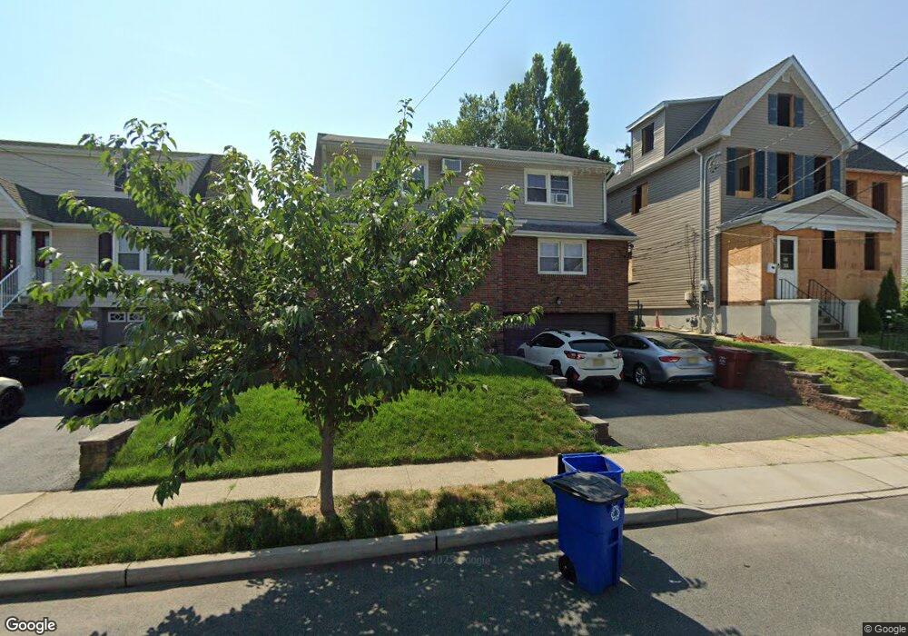 37 Entwistle Ave unit 1, Nutley, NJ 07110 - photo 1