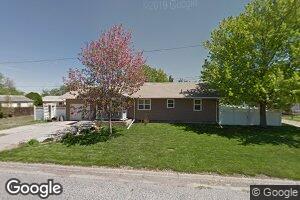 706 W C St, Plains, KS 67869