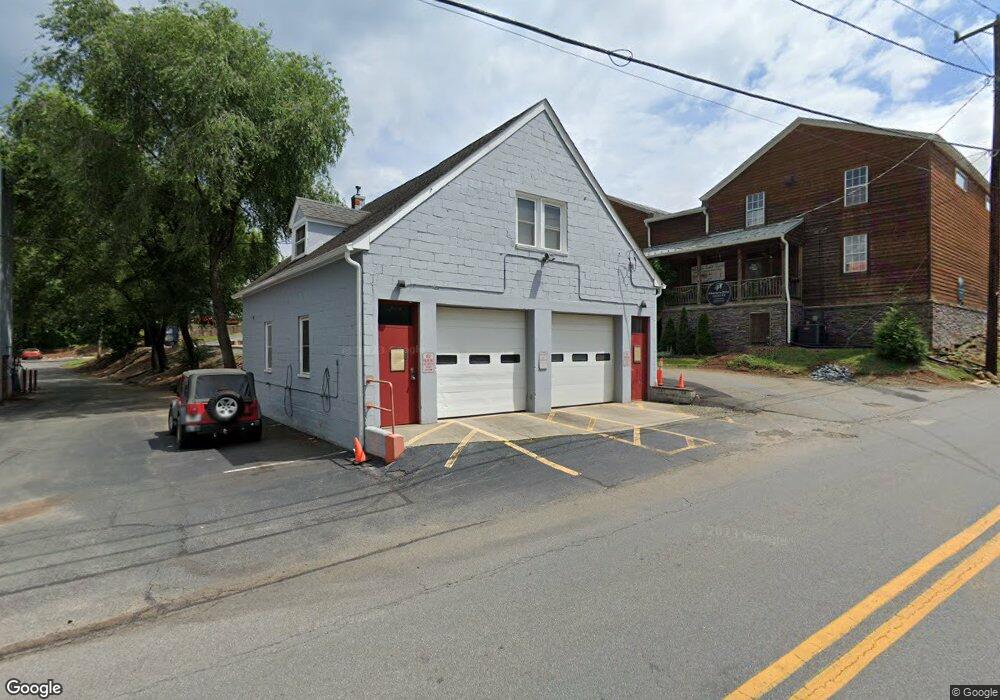 1257 Crozet Ave, Crozet, VA 22932 - photo 1