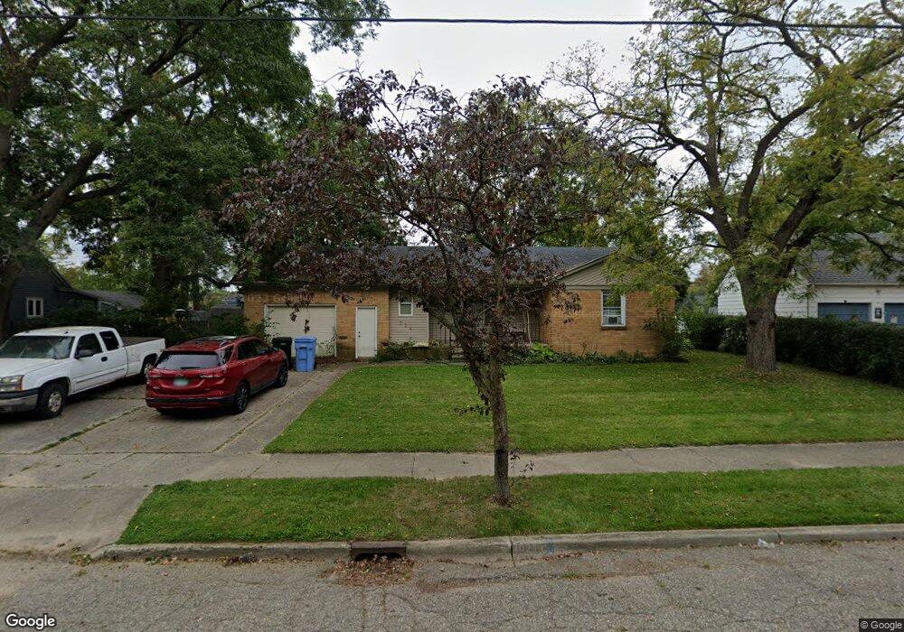 724 Julia St, Lansing, MI 48910 - photo 1