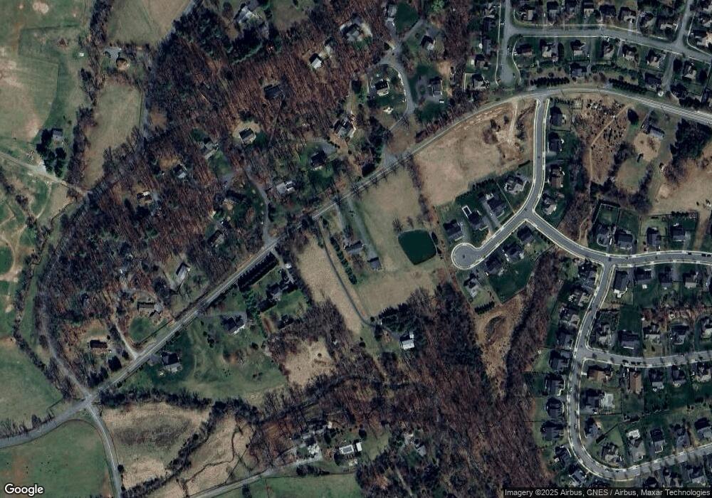 6277 Jarmans Gap Rd, Crozet, VA 22932 - photo 1