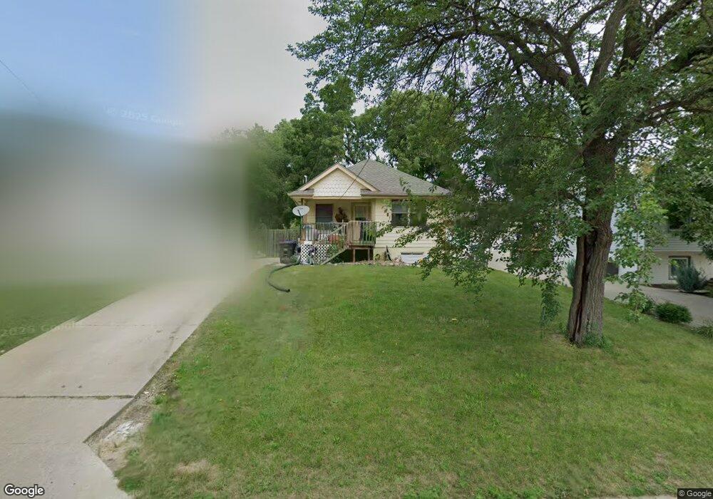 1109 Bundy St, Des Moines, IA 50315 - photo 1