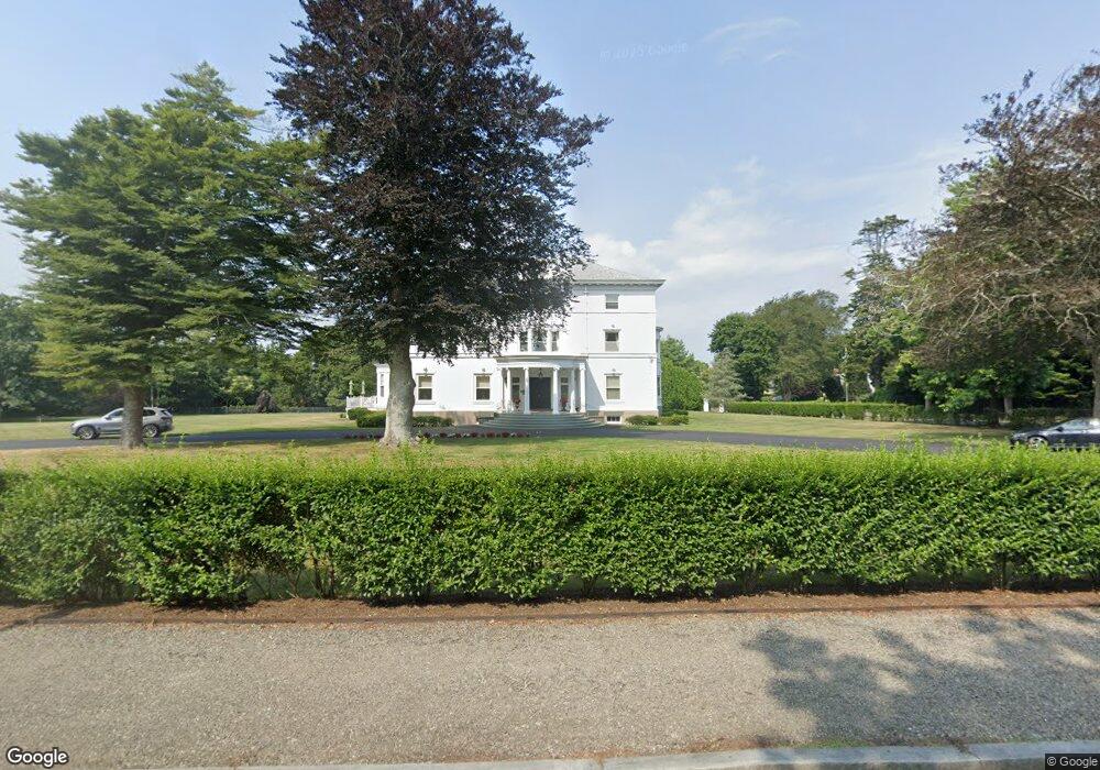 519 Bellevue Ave, Newport, RI 02840 - photo 1