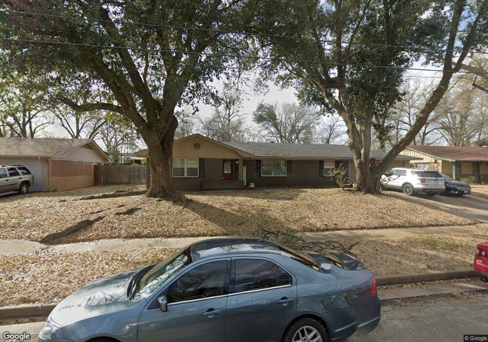 211 Alpine Dr, Tyler, TX 75701 - photo 1