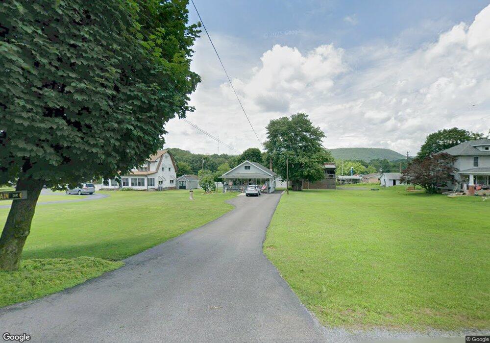 22 S Tamaqua Dr, Tamaqua, PA 18252 - photo 1