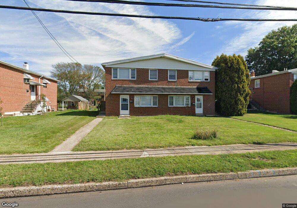 529 W 8th St, Lansdale, PA 19446 - photo 1