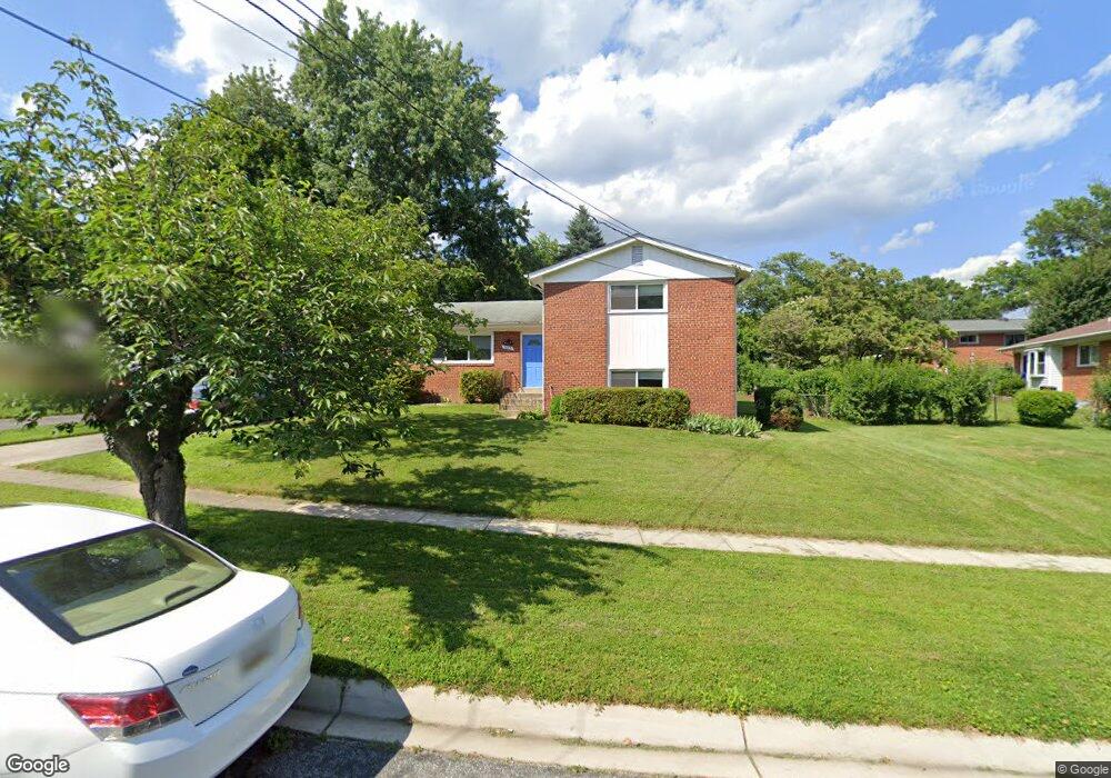 3603 Sandy Ct, Kensington, MD 20895 - photo 1