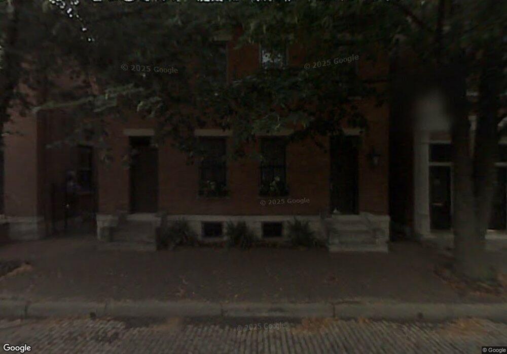 135 E Beck St unit 137, Columbus, OH 43206 - photo 1