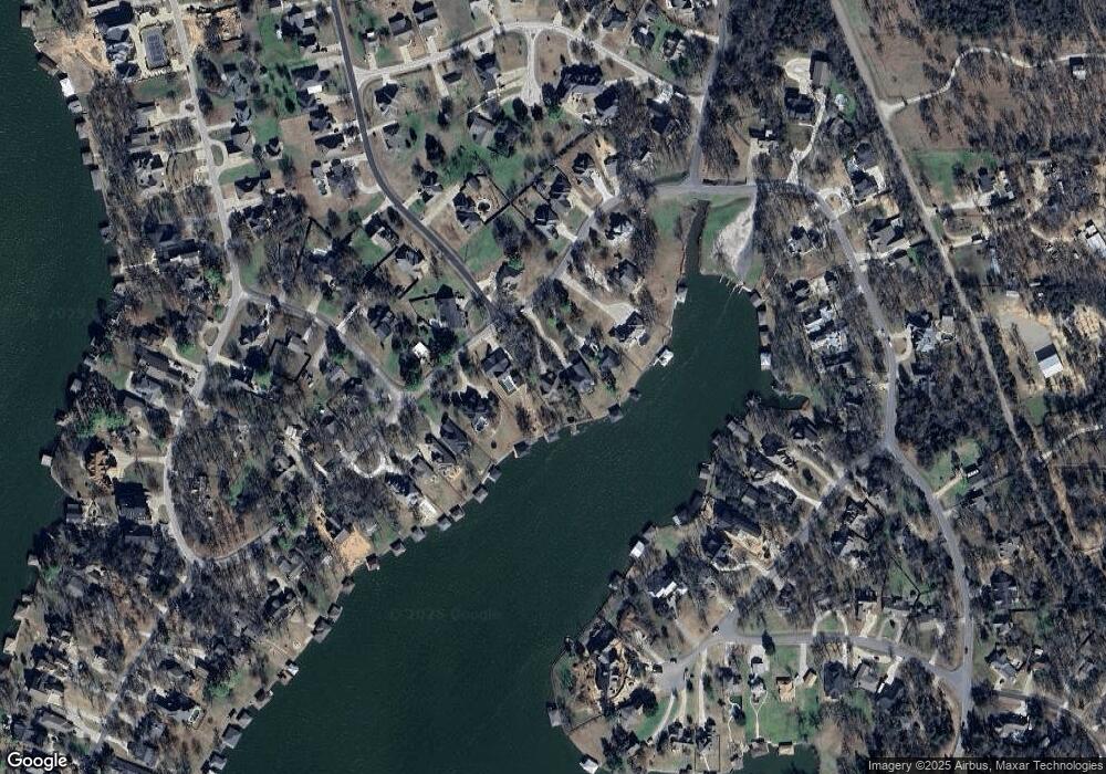 828 Kiowa Dr E, Gainesville, TX 76240 - photo 1